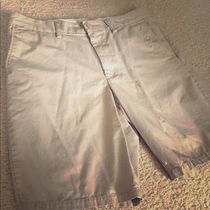 Men’s size 33 shorts
